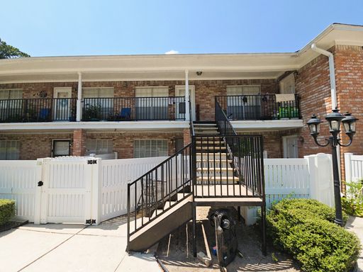 14333 Memorial Dr #91 **Ask about our NO CASH DEPOSIT option!** – photo 1