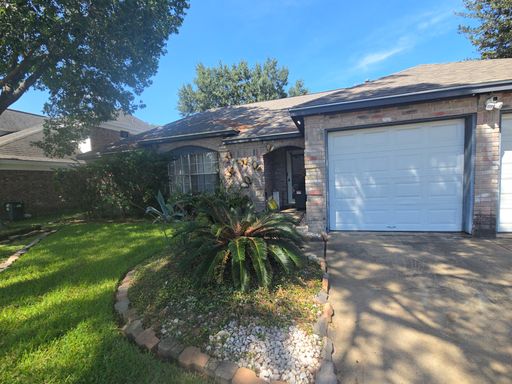 3 Bedroom Rental – 17518 Masonridge Dr, Houston, TX 77095