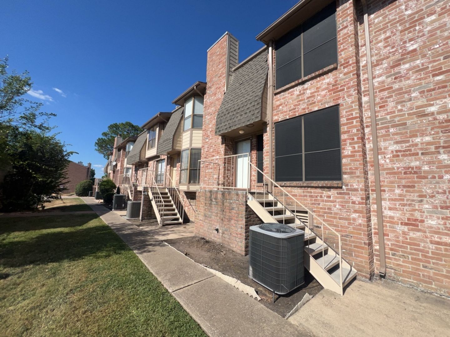 Houston House: 1919 Place Rebecca Ln Unit H11