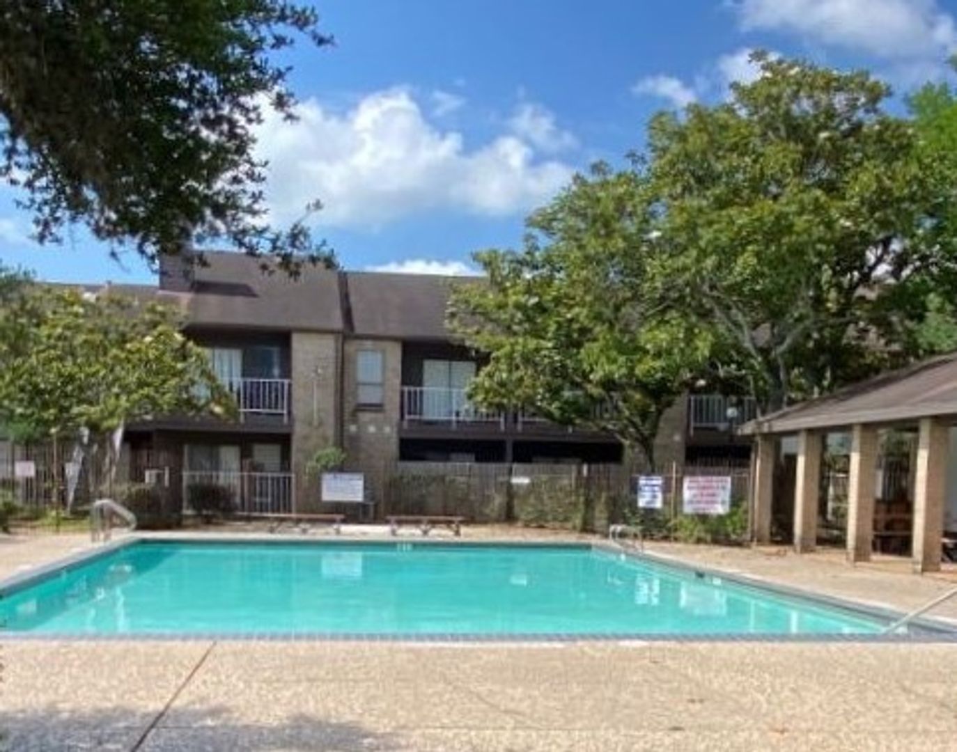 Houston House: 6633 W Airport Blvd #1308
