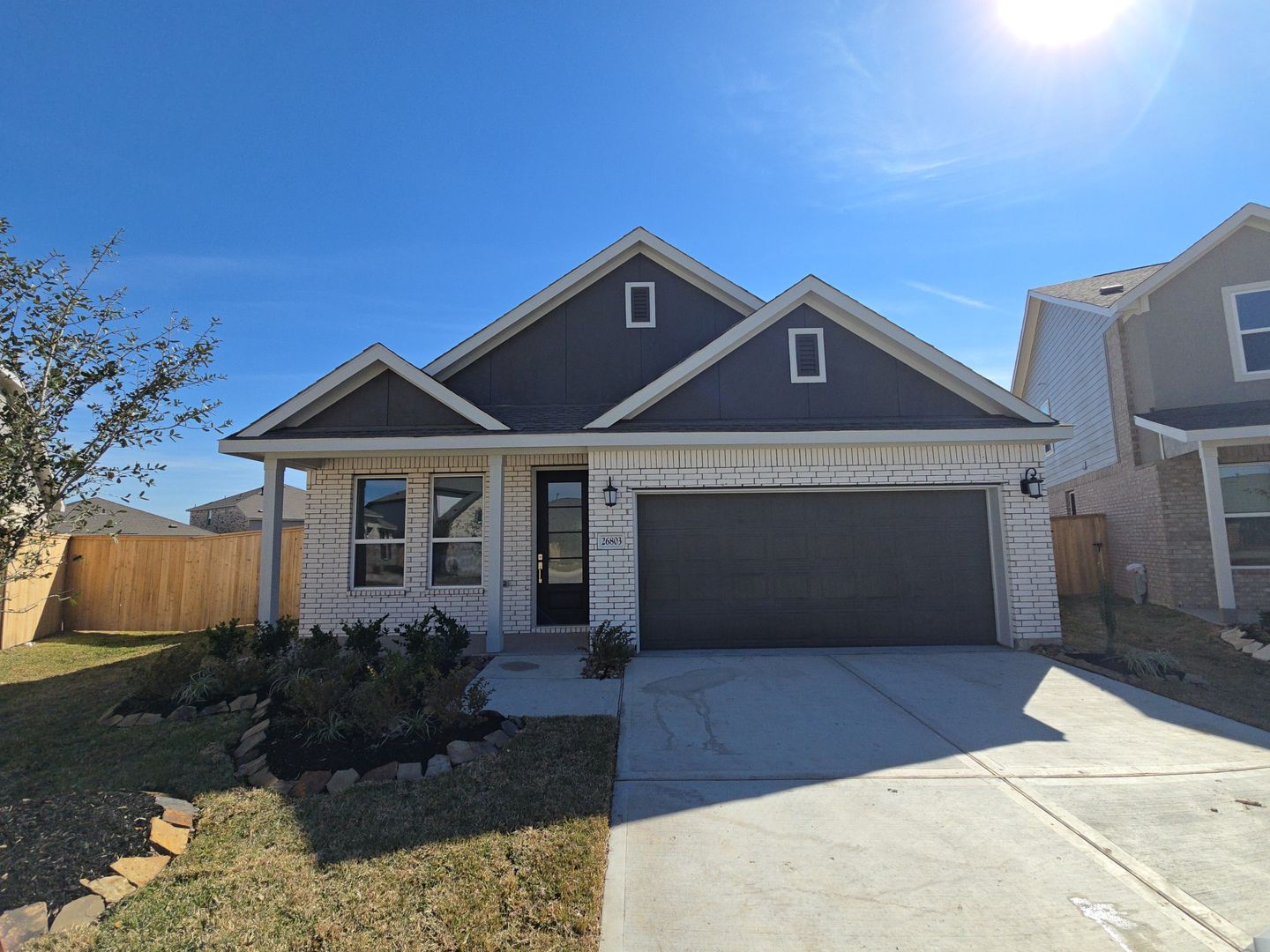 Katy House: 26803 Coral Bellflower Ln