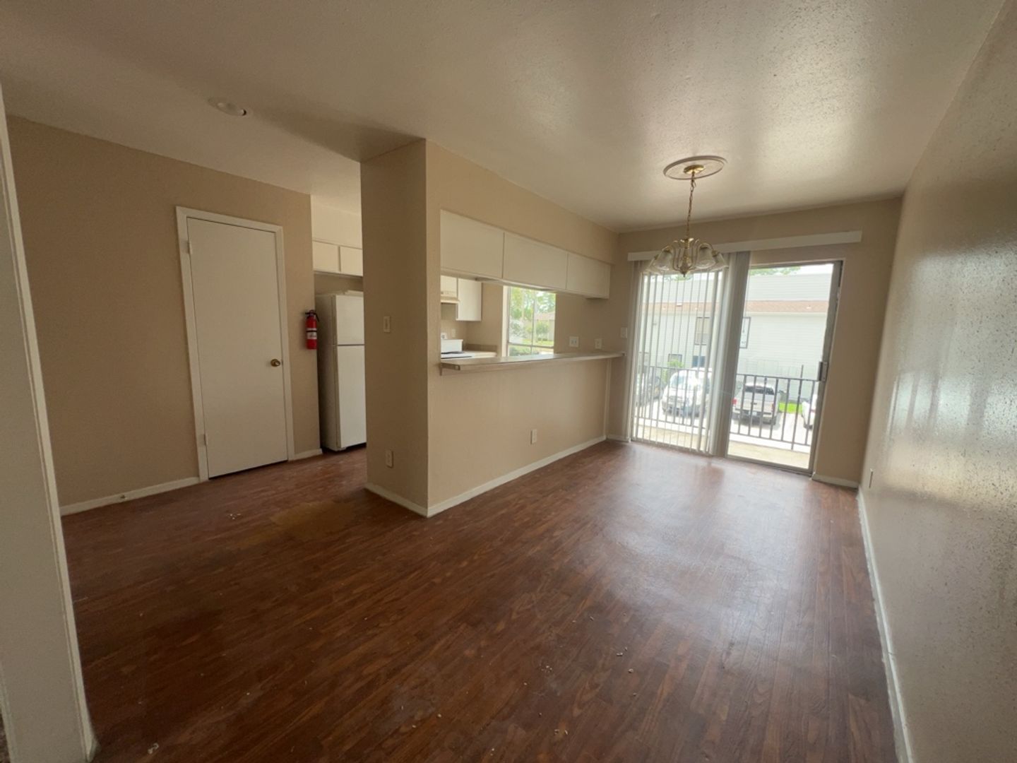 Houston House: 6200 W Tidwell Rd APT 2204