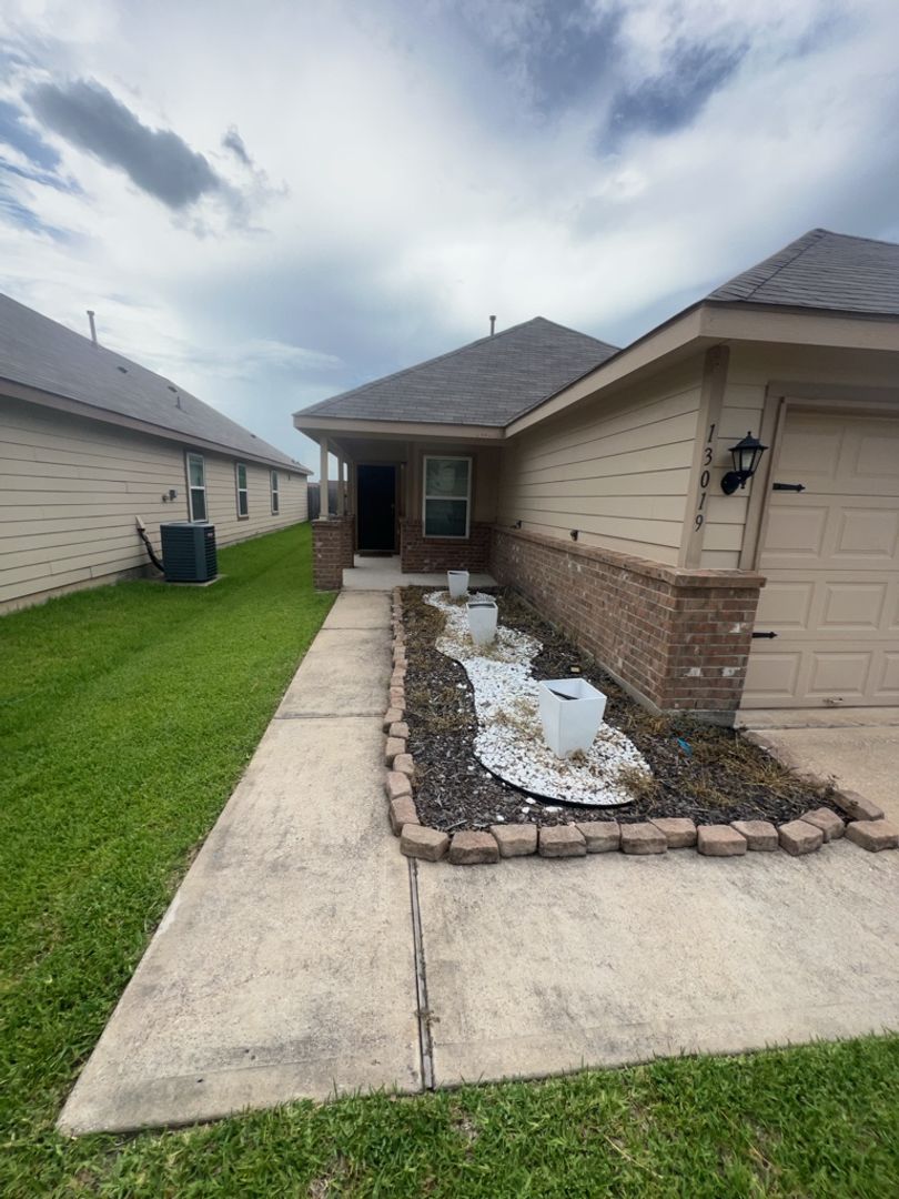 Houston House: 13019 Italian Cypress Trl