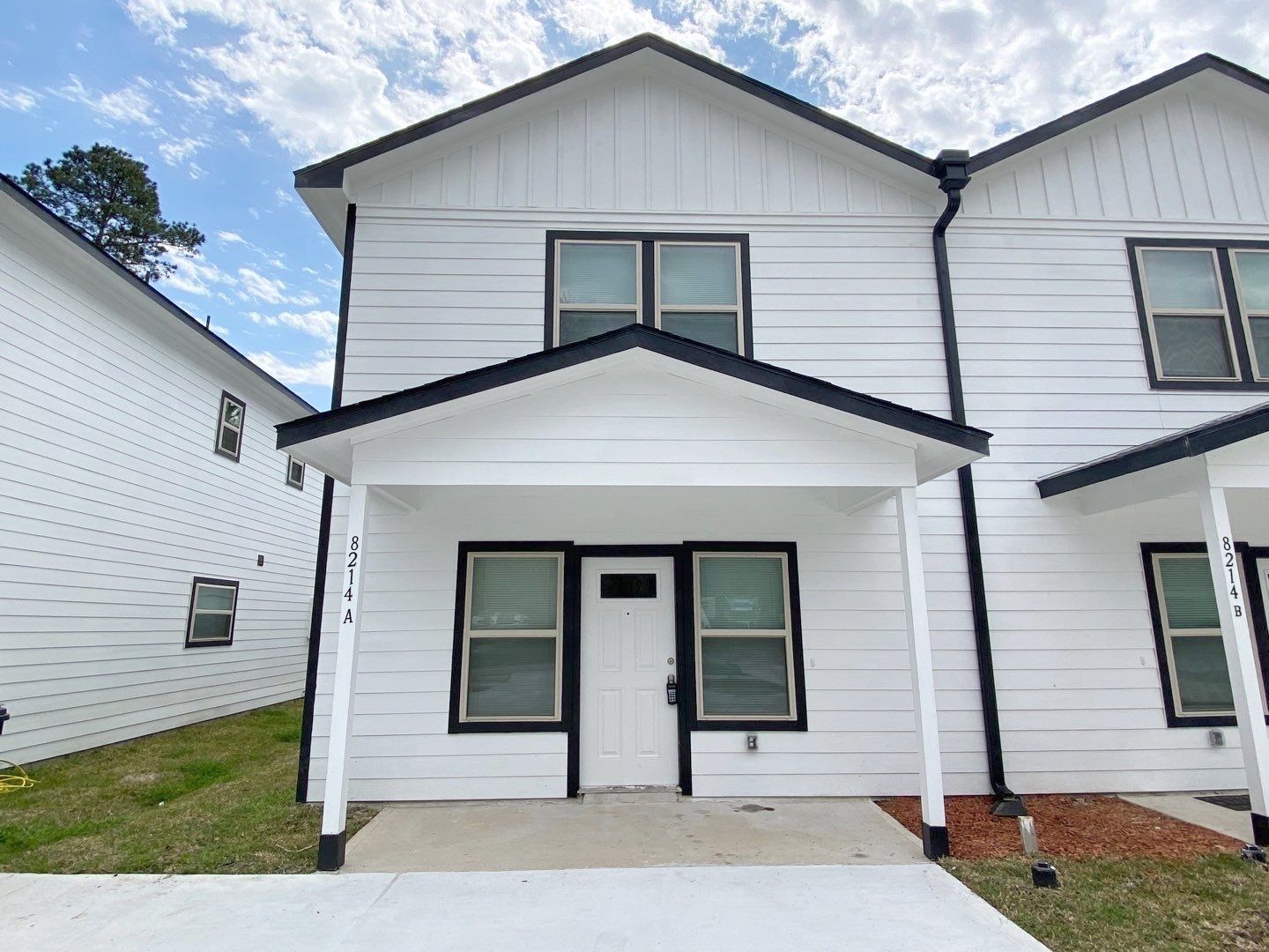 Houston Apartment: 8214 Parker Rd.