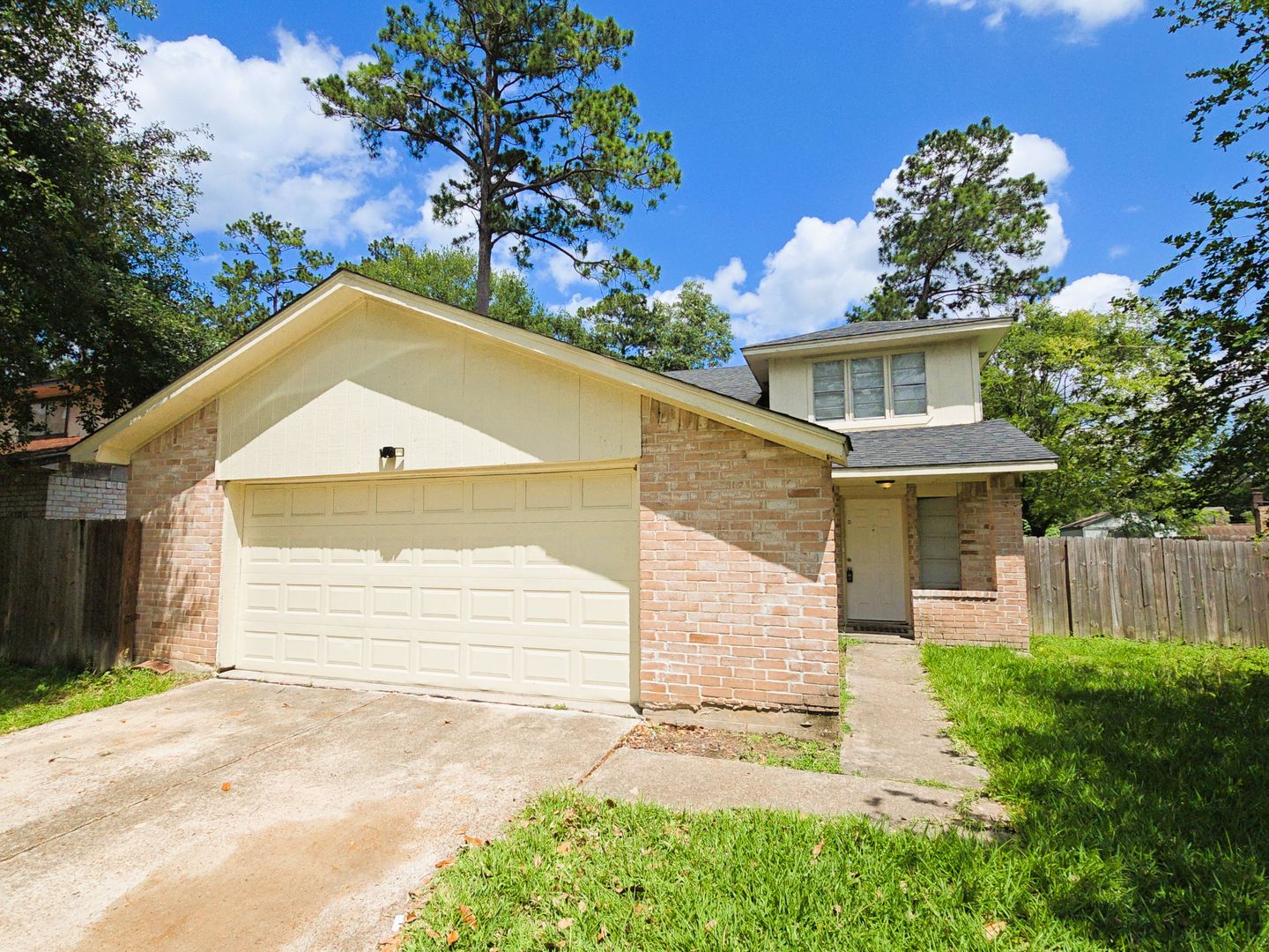 Spring House: 4718 Reynaldo Dr