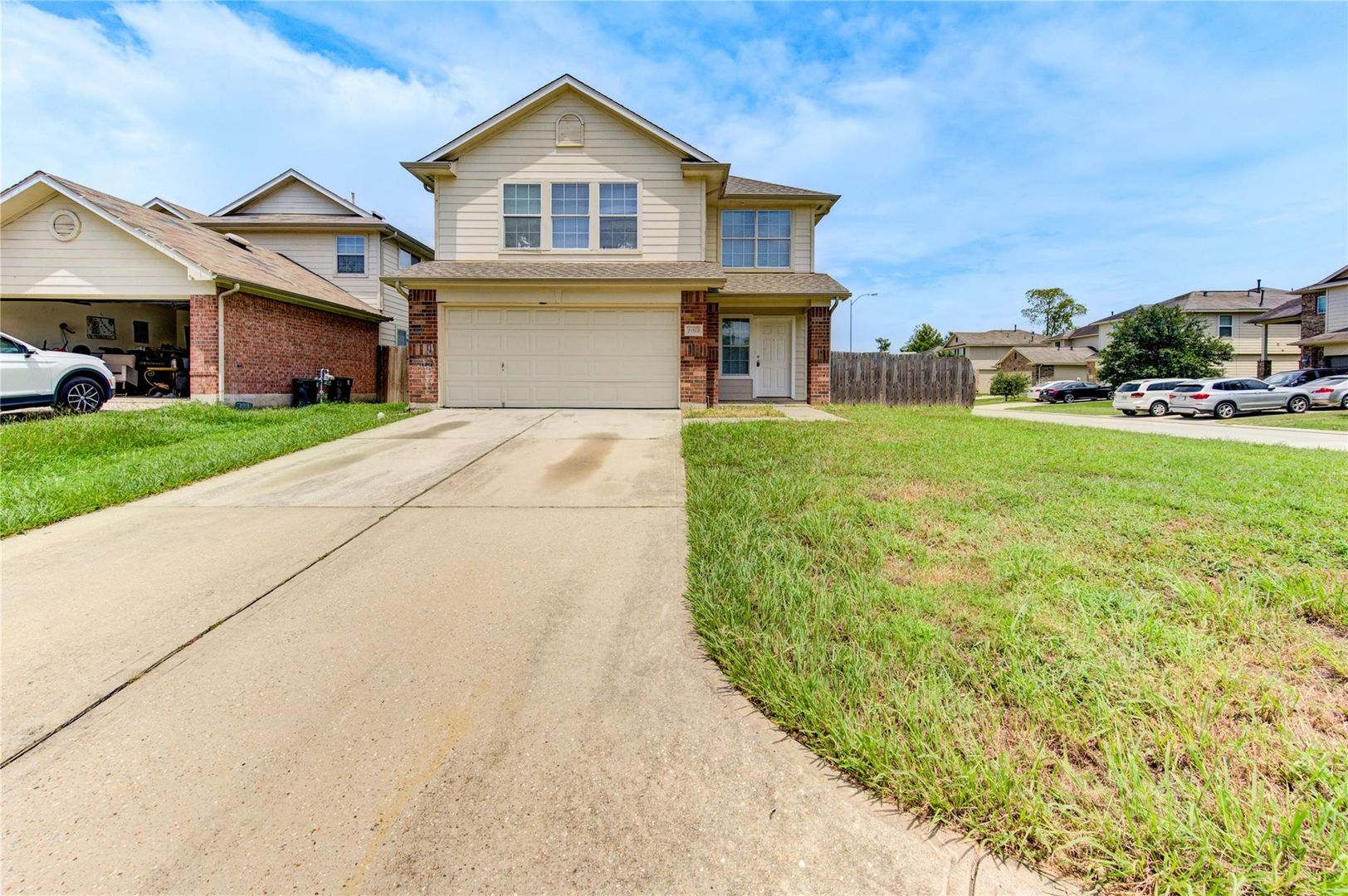 Houston House: 21802 Westfield Ridge Dr