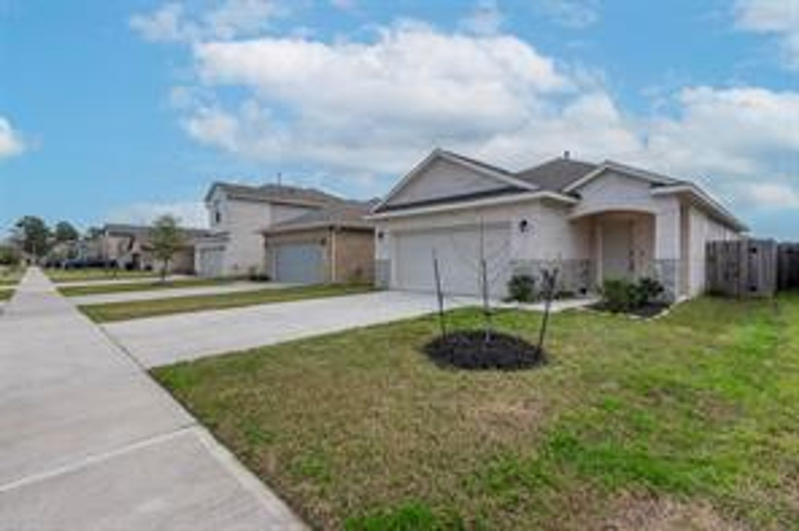 Huffman House: 24803 Russet Bluff Trl