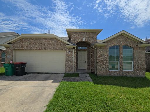 COMING SOON! 1306 Squire Dr **Ask about our NO CASH DEPOSIT option!** – photo 1