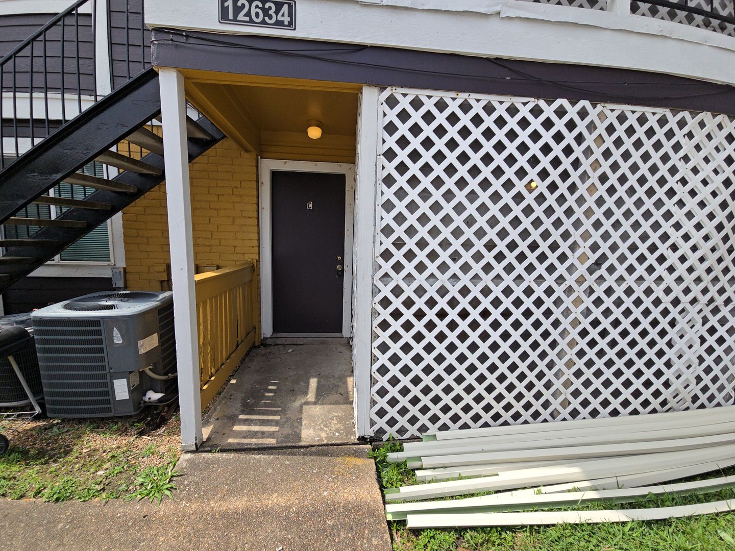 Houston Apartment: 12634 Ashford Meadow Dr #1