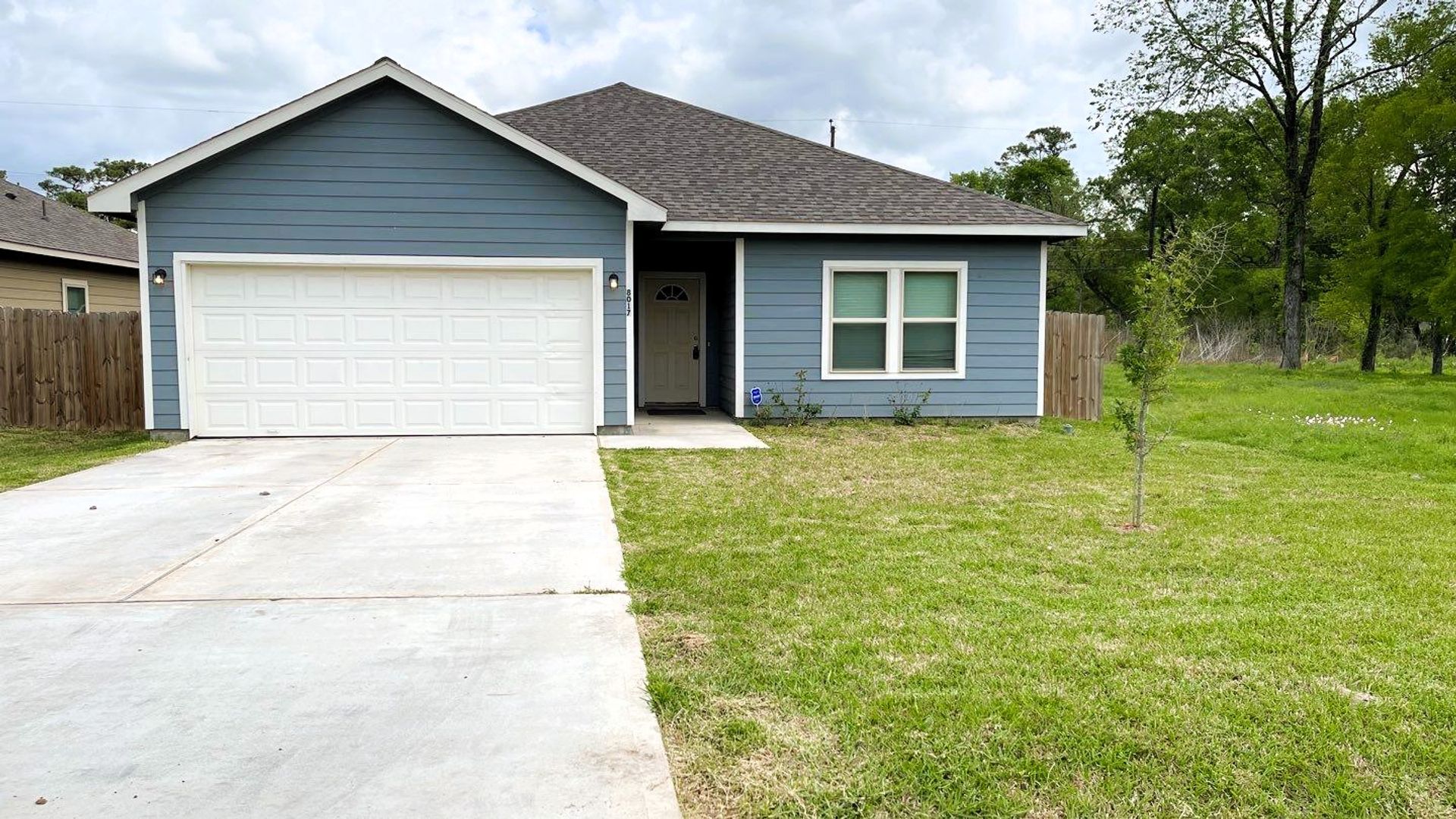 Houston House: 8017 Charlesmont St