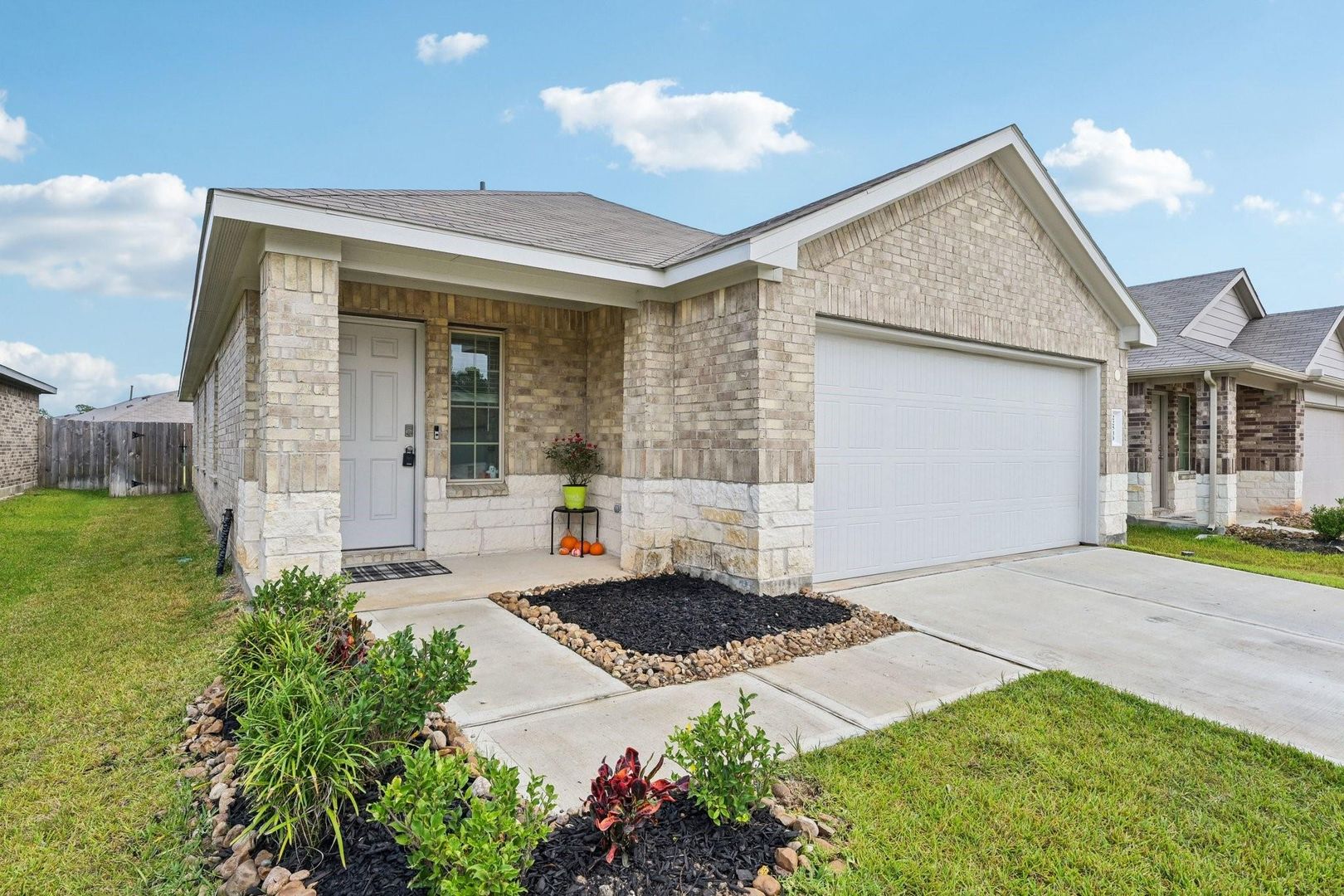 Spring House: 22530 Aspen Tarn Trail