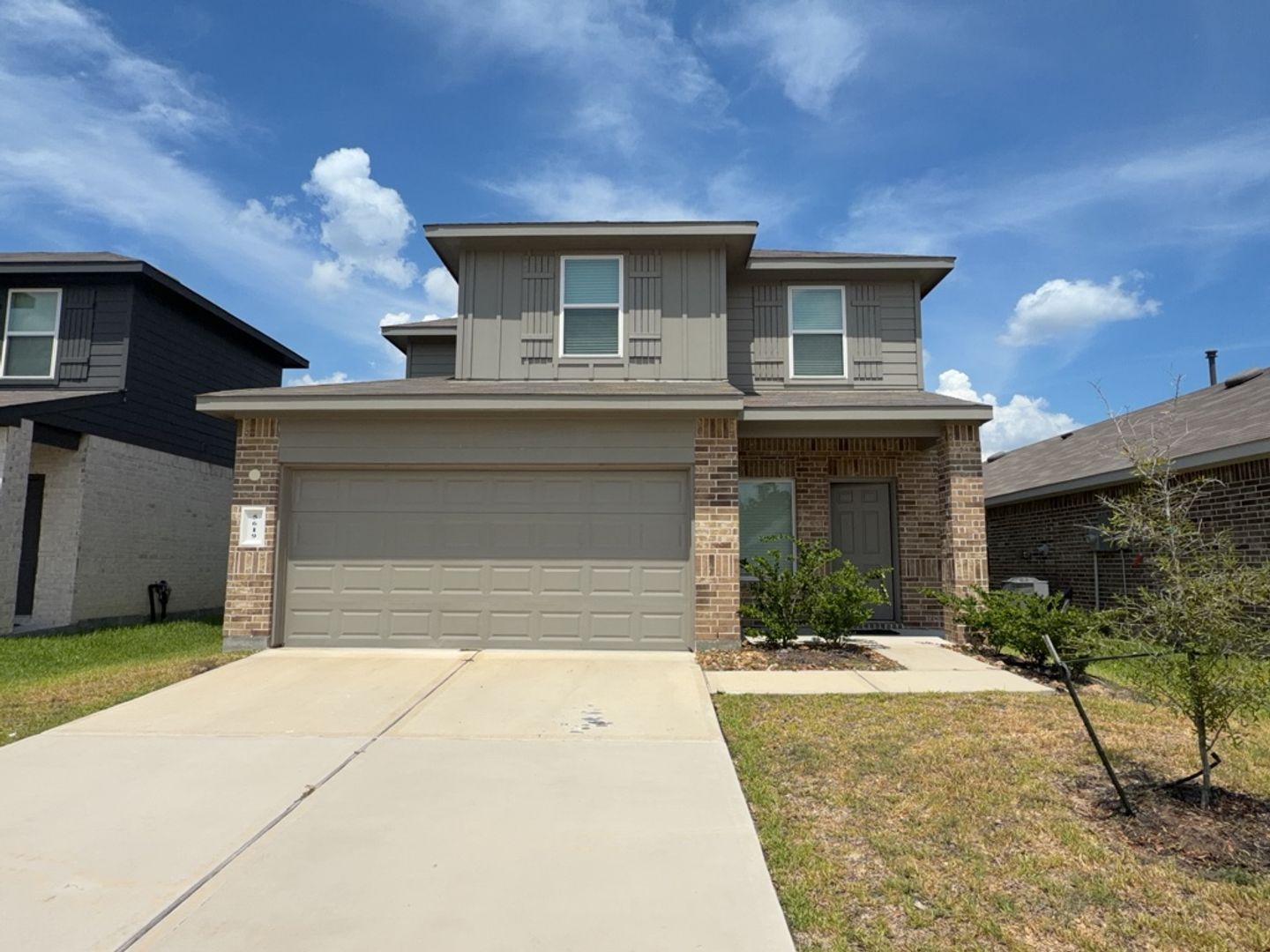 Spring House: 5619 Vintage Oakmont Dr
