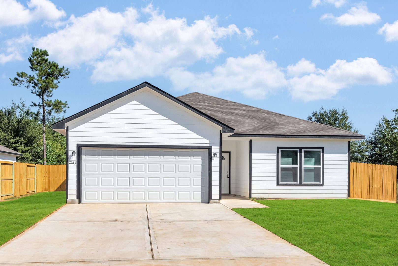 Cleveland House: 1683 County Rd. 3556