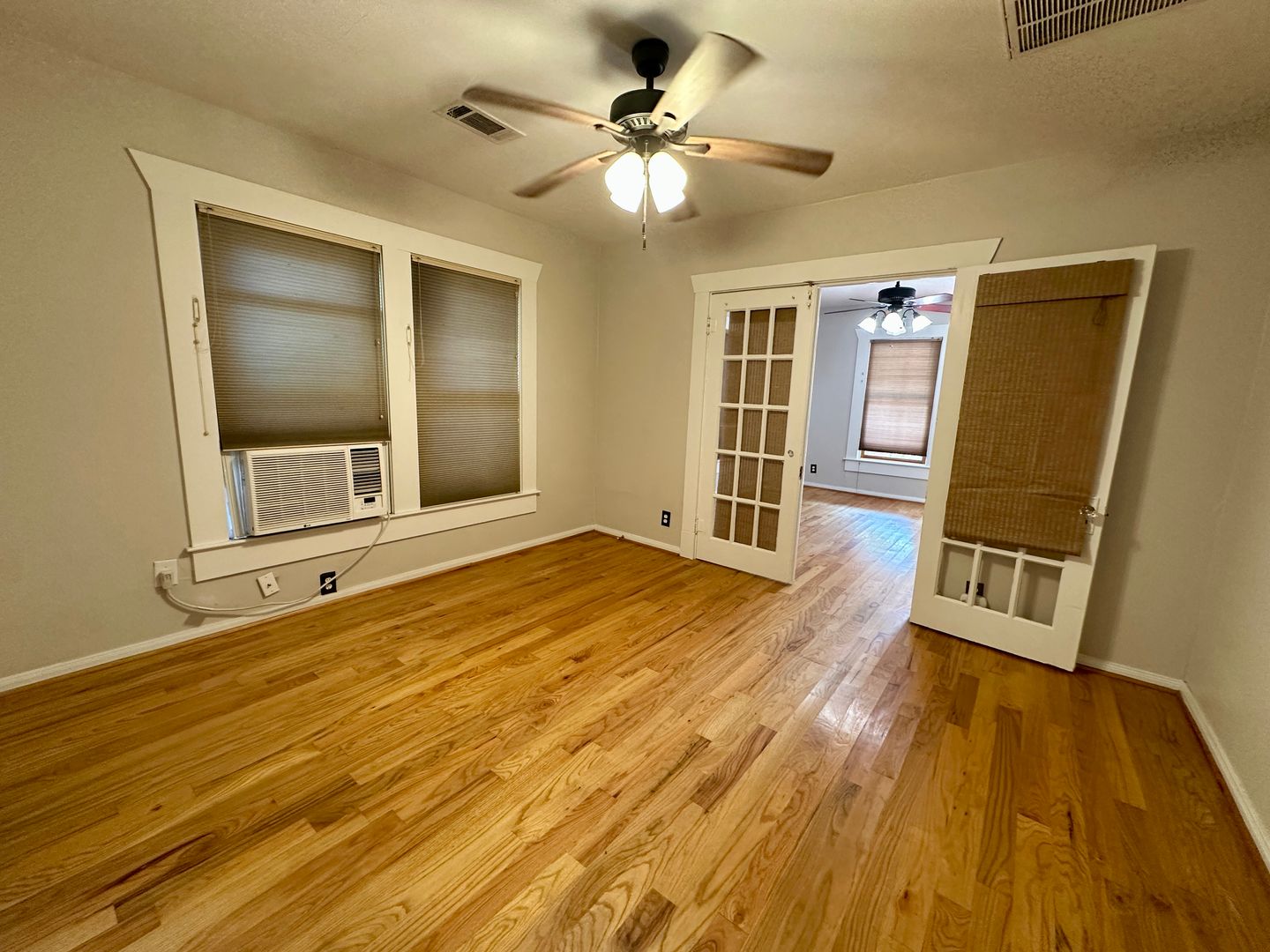 James St 405 Unit 2 5 of 11