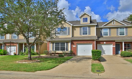 3 Bedroom Townhome – 8327 Cassidy Creek, Houston, TX 77095