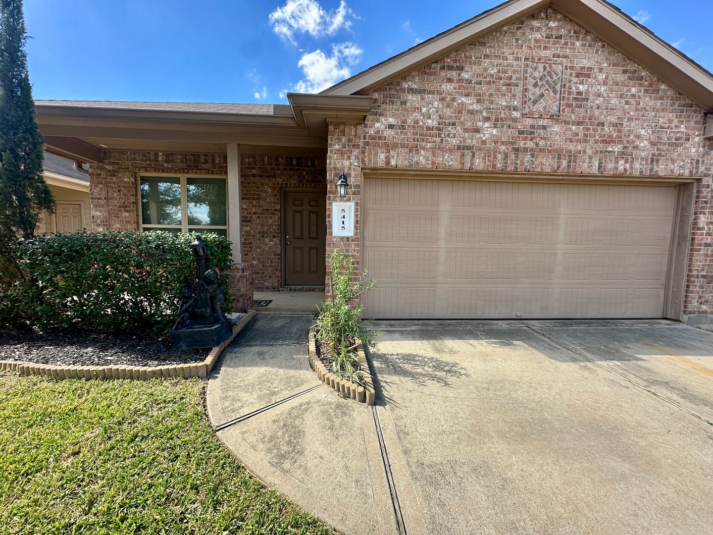 Katy House: 5415 Sunfall Bend Ln