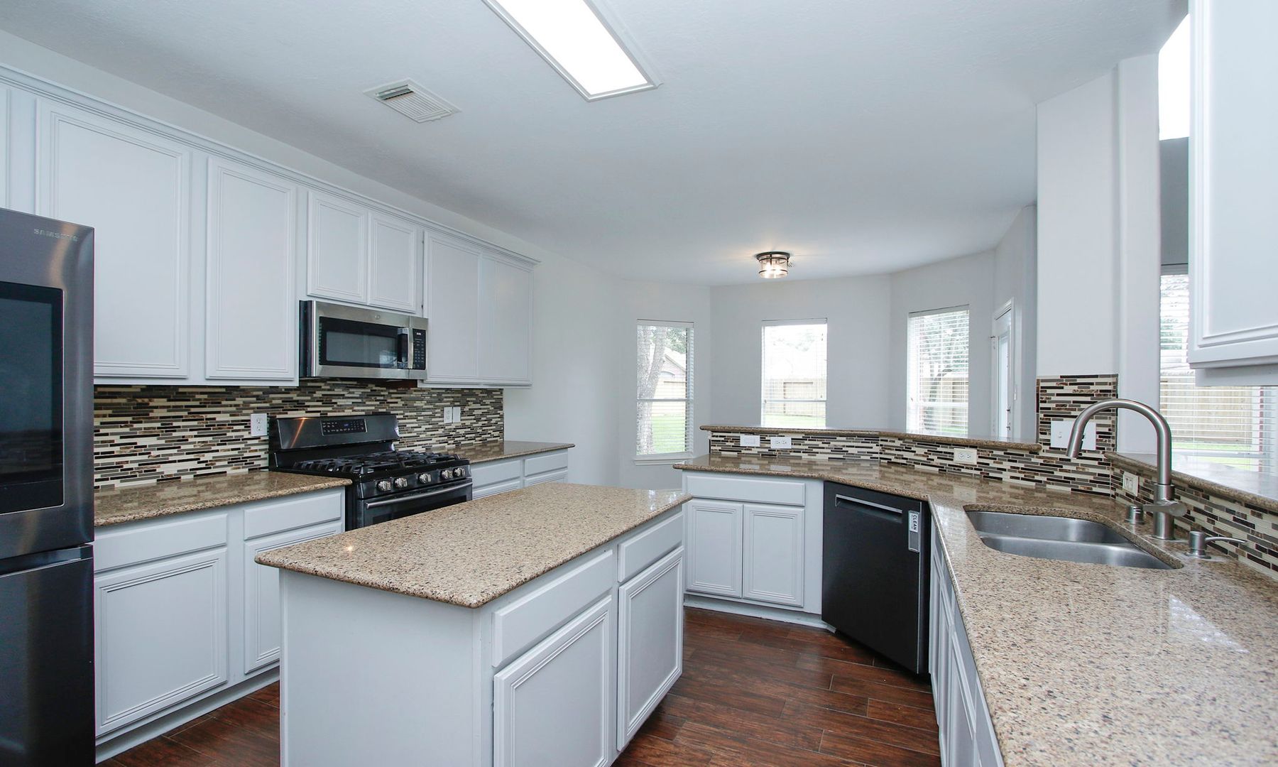 Cliff Haven Ct 10314 9 of 12