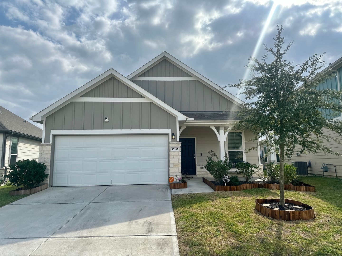 Hockley House: 17902 Sunny Savanna Dr