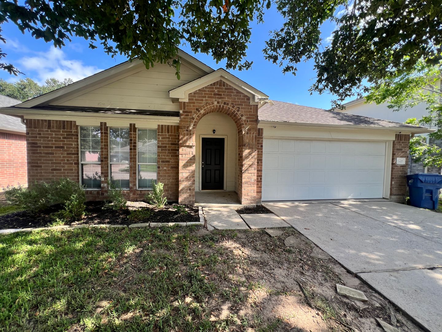 Spring House: 2427 Halstead Dr