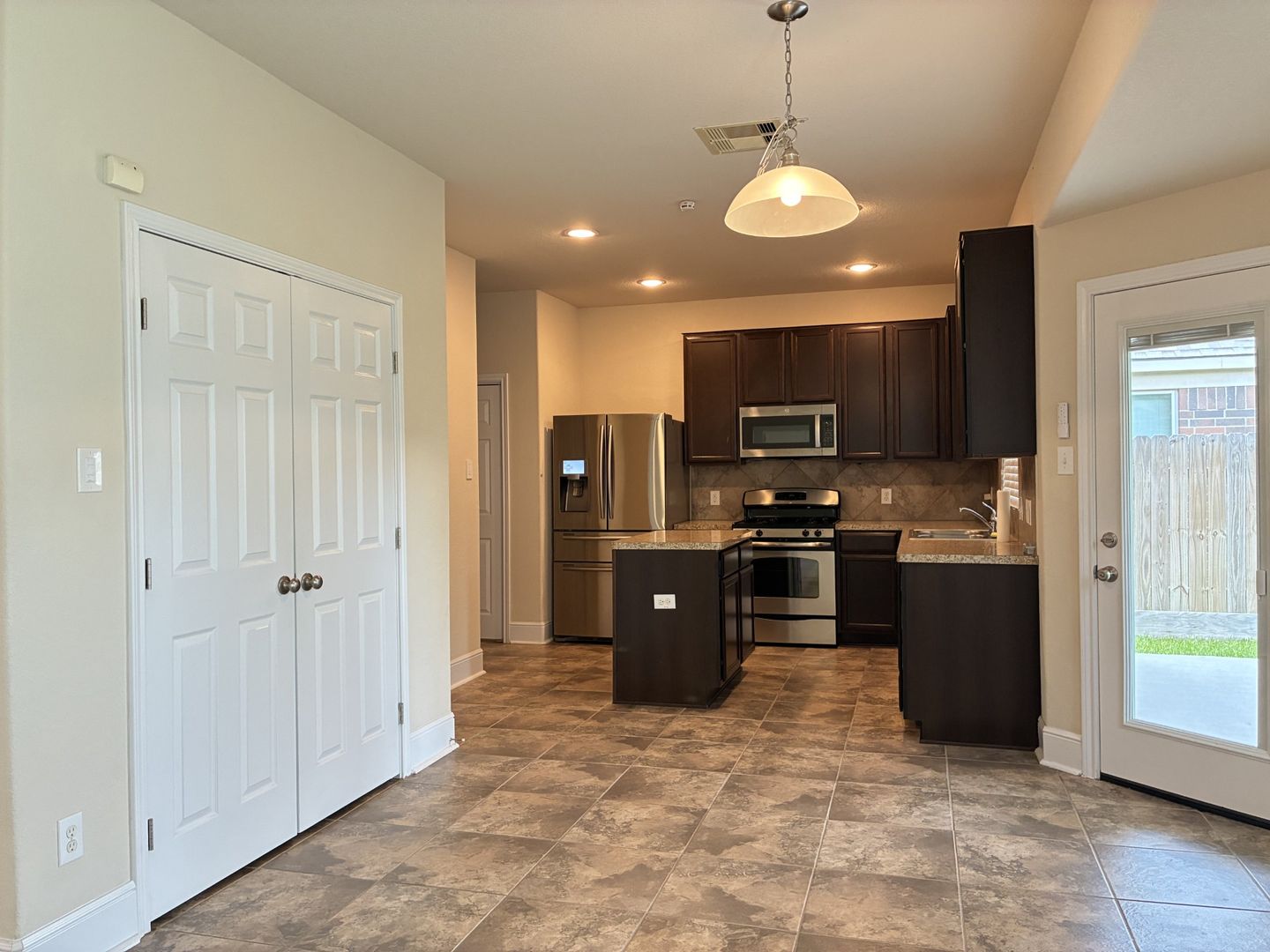 Spring House: 2588 Hallmark Oak St