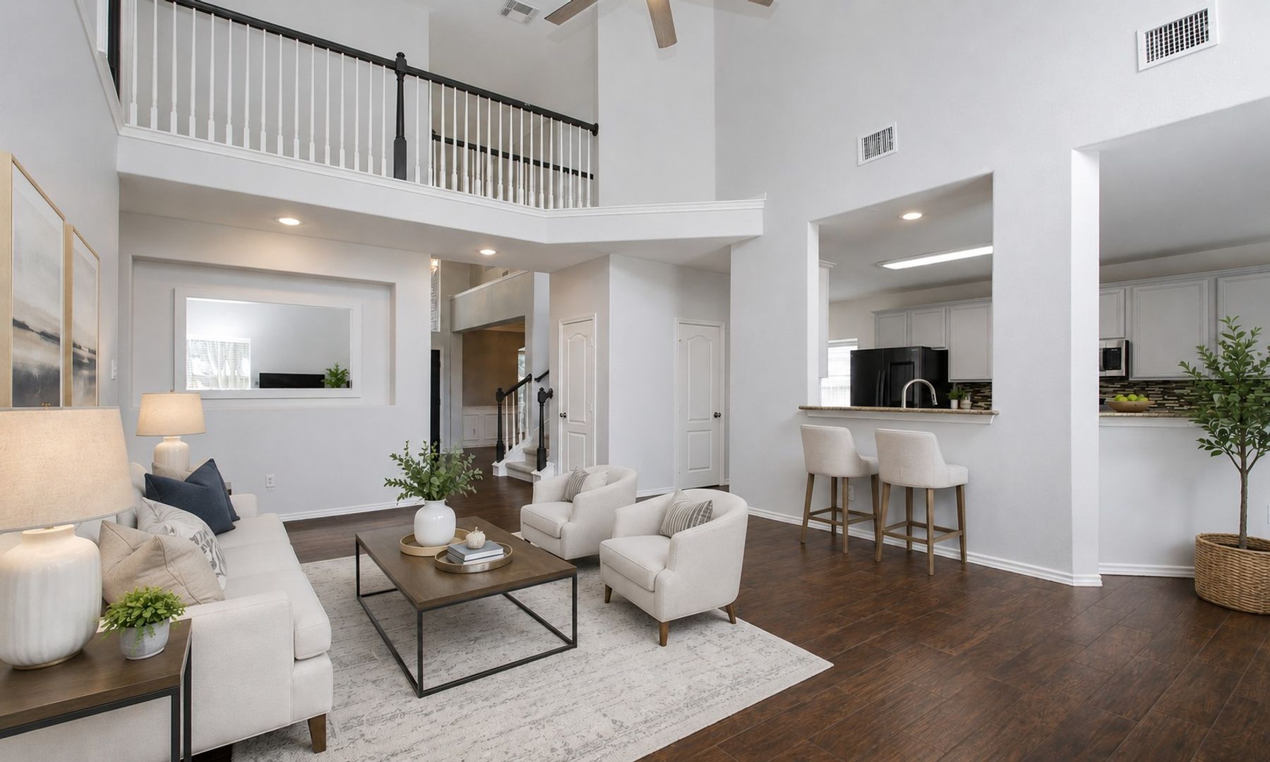 Houston House: 10314 Cliff Haven Ct