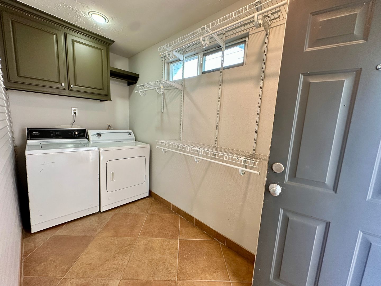 James St 405 Unit 2 9 of 11