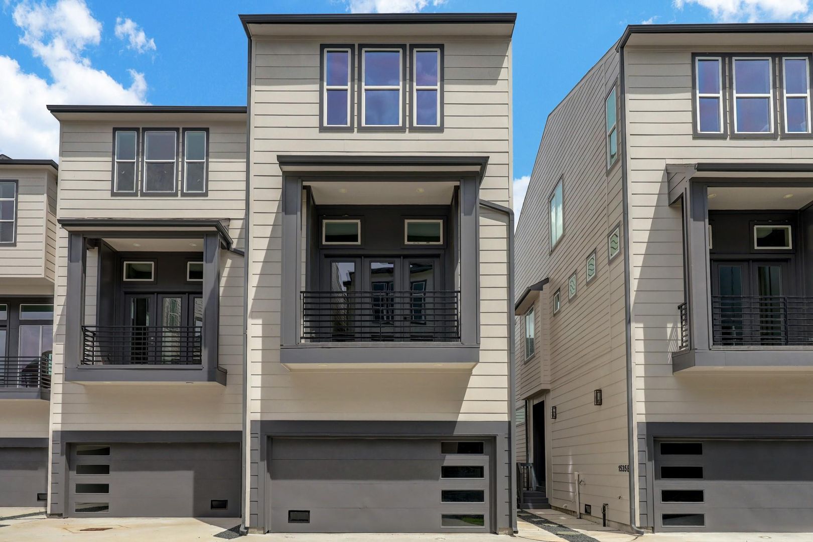 Houston House: 1535 W 24th St Unit C