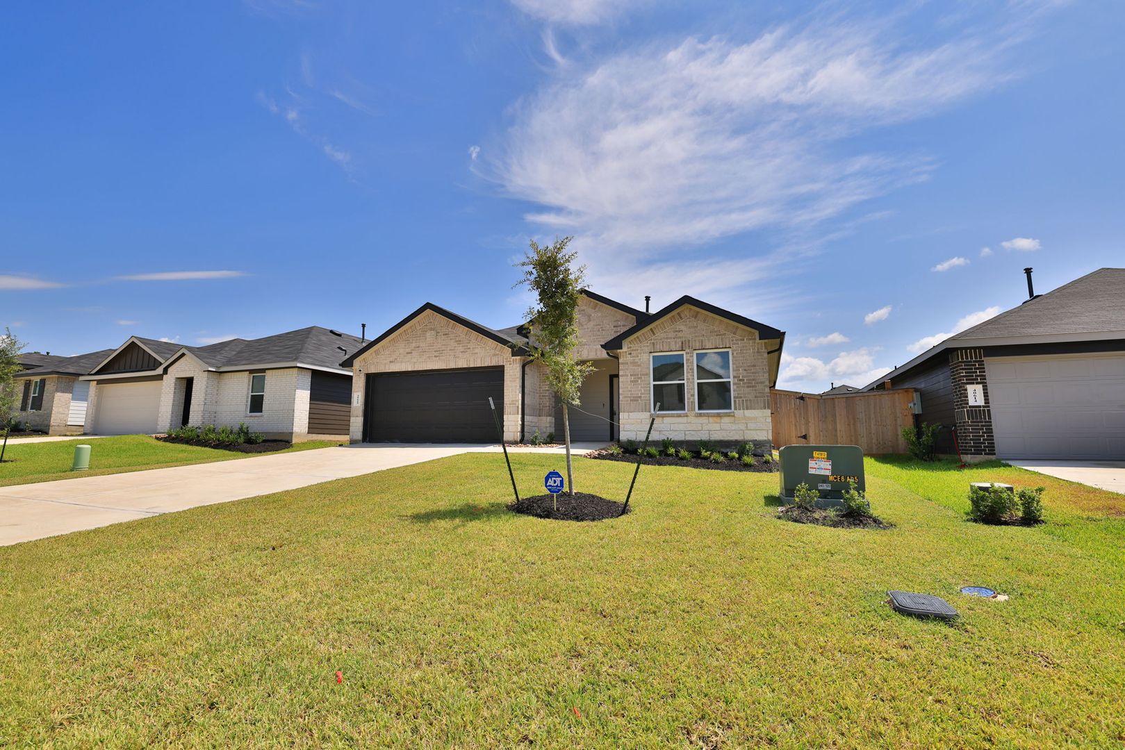 Magnolia House: 40618 Balsam Run Ln.