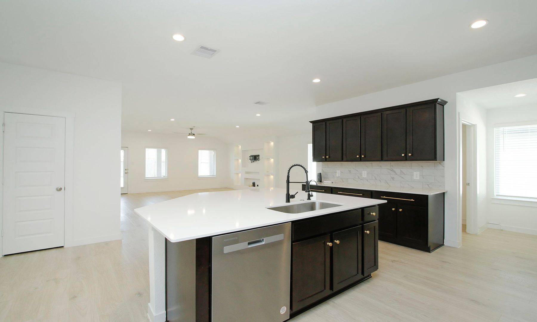 Melkridge Rd 31707 9 of 12