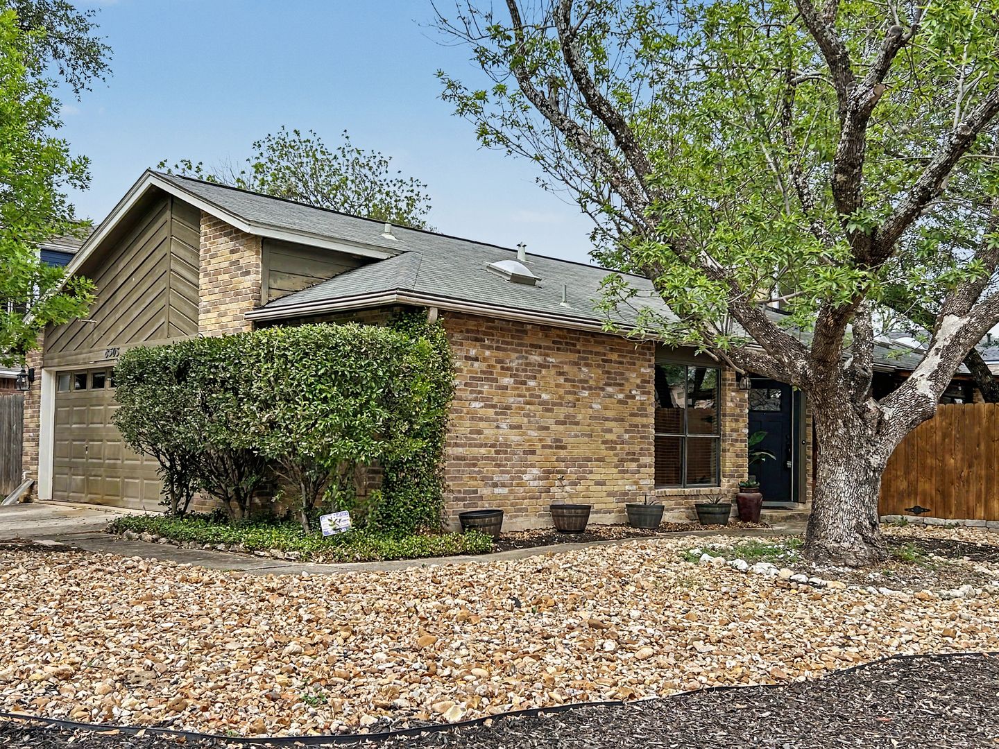 San Antonio House: 8503 Wood Arbor