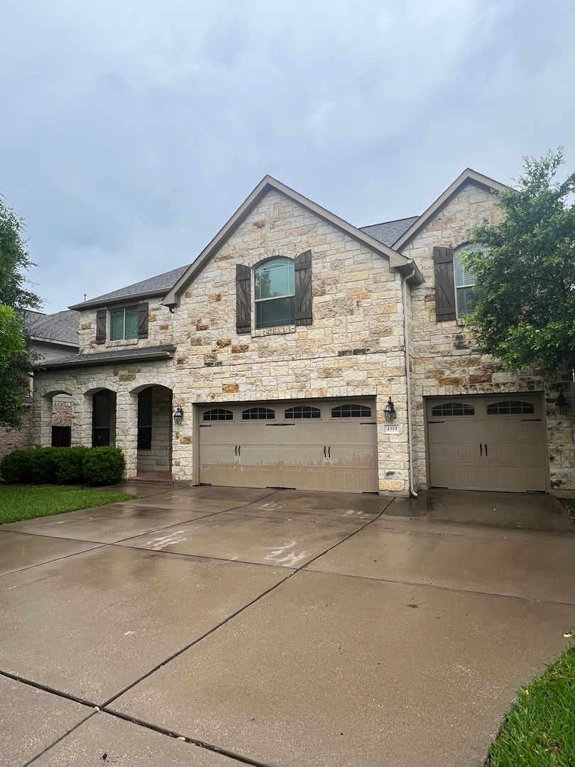 Round Rock House: 4519 Monterosa Lane