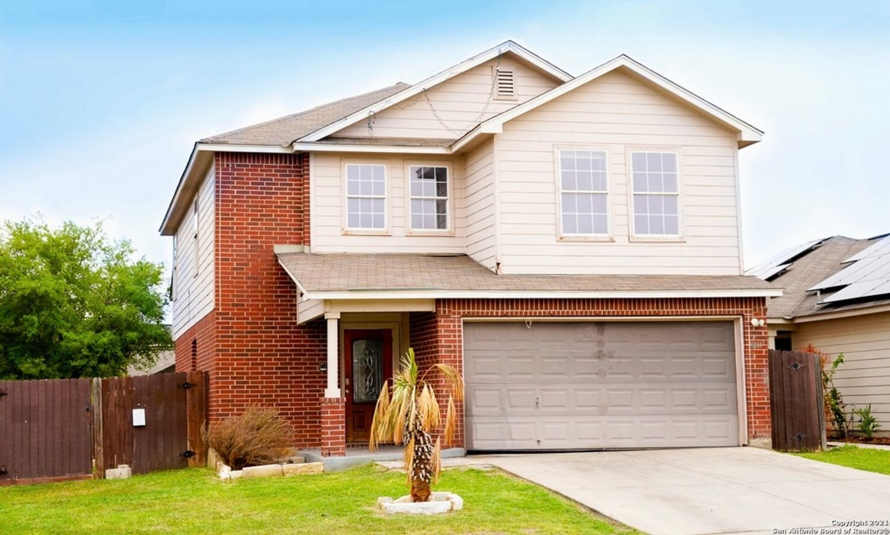 Converse House: 6611 Hartnet Flds