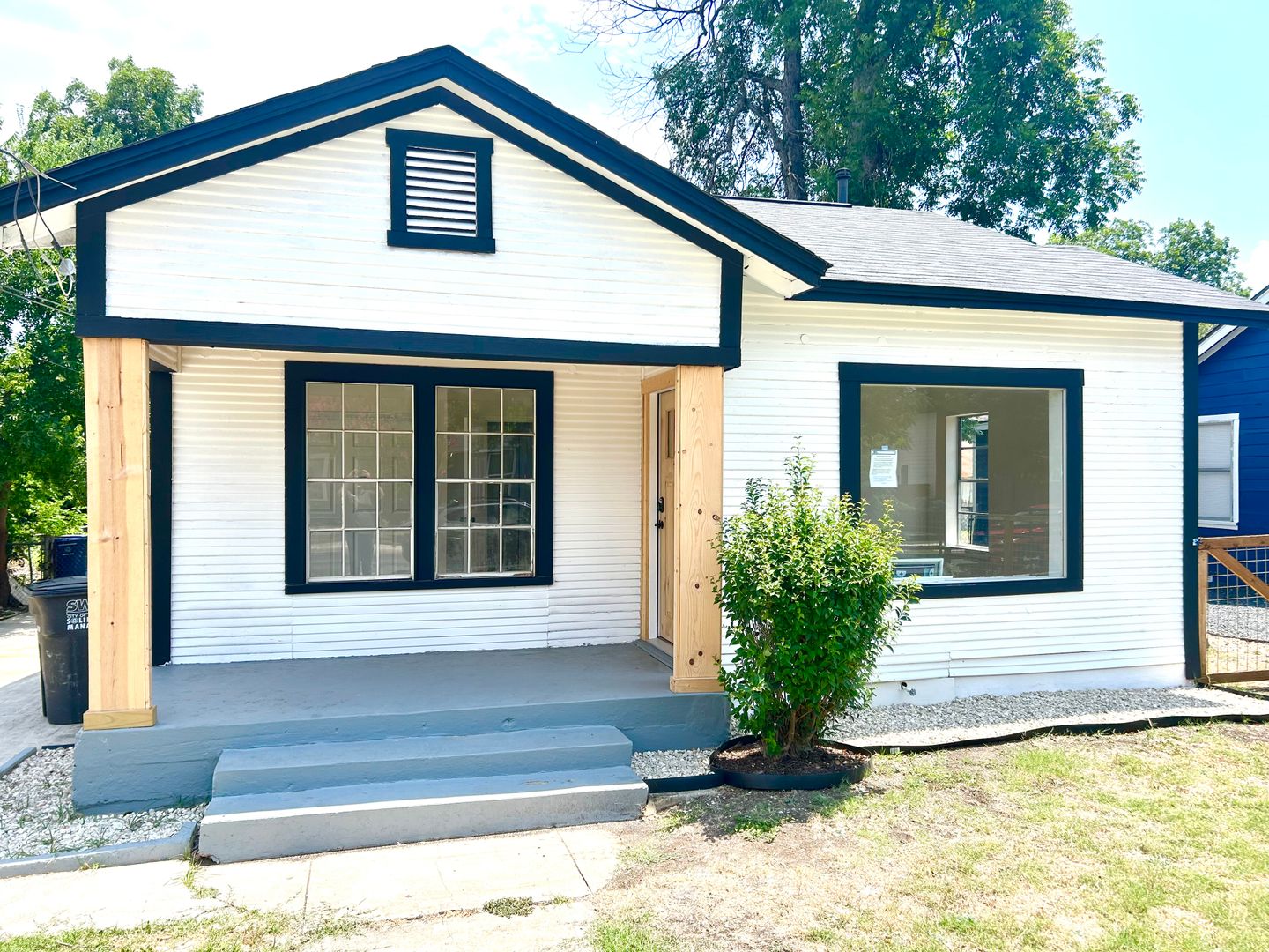 San Antonio House: 616 Gulf Street