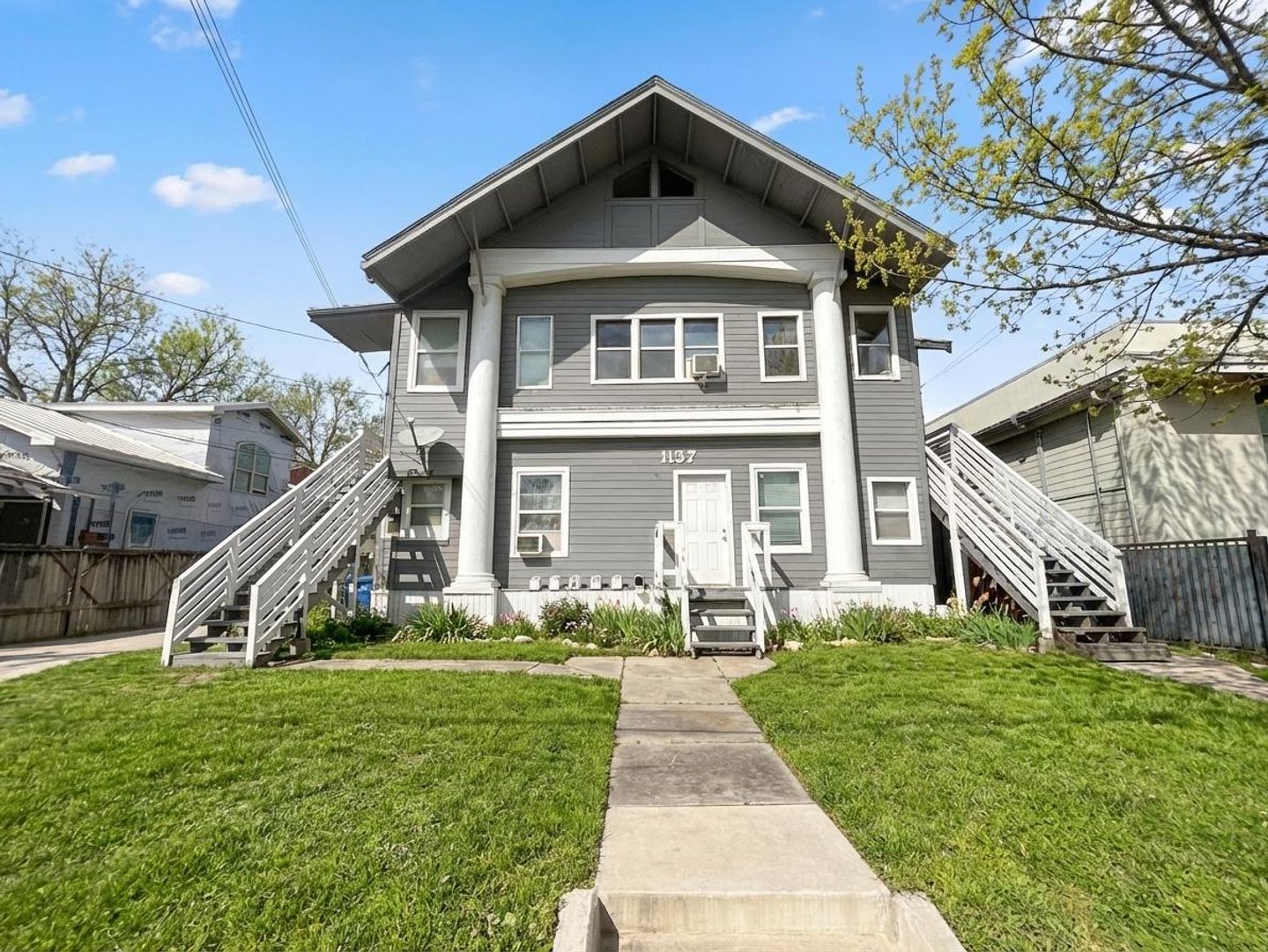 San Antonio Townhome: 1137 W Ashby Pl