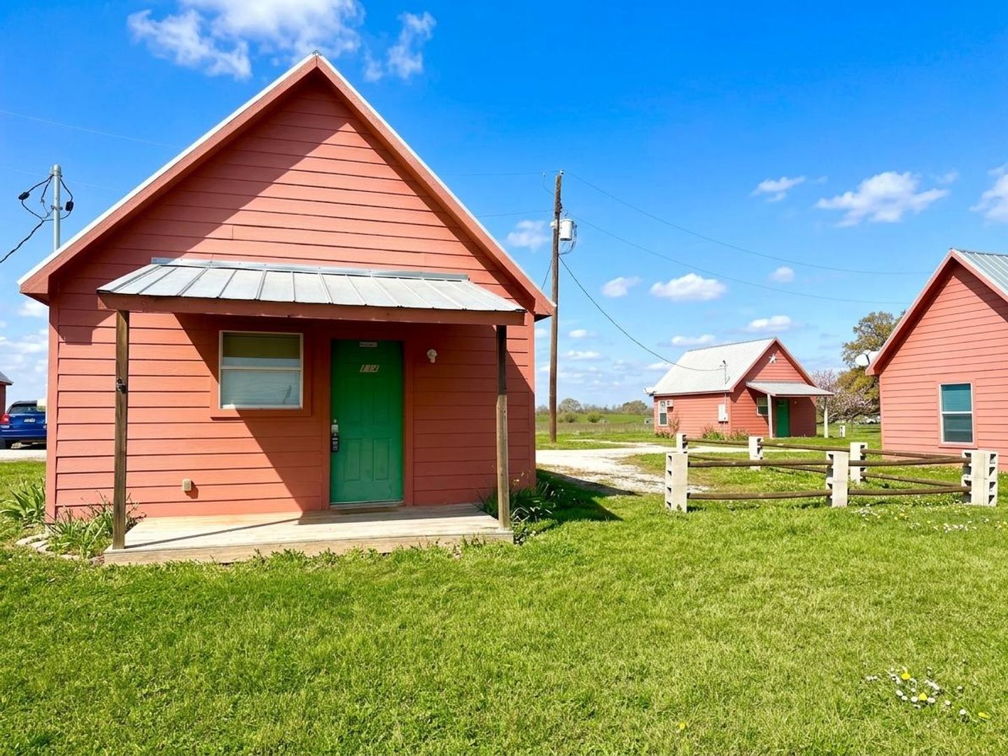 Floresville Apartment: 573 Texas 97