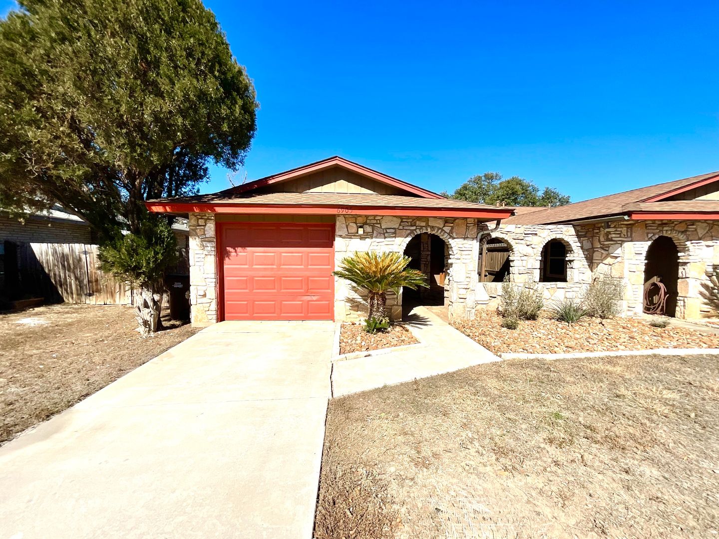 San Antonio Townhome: 6905 Forest Meadow Street