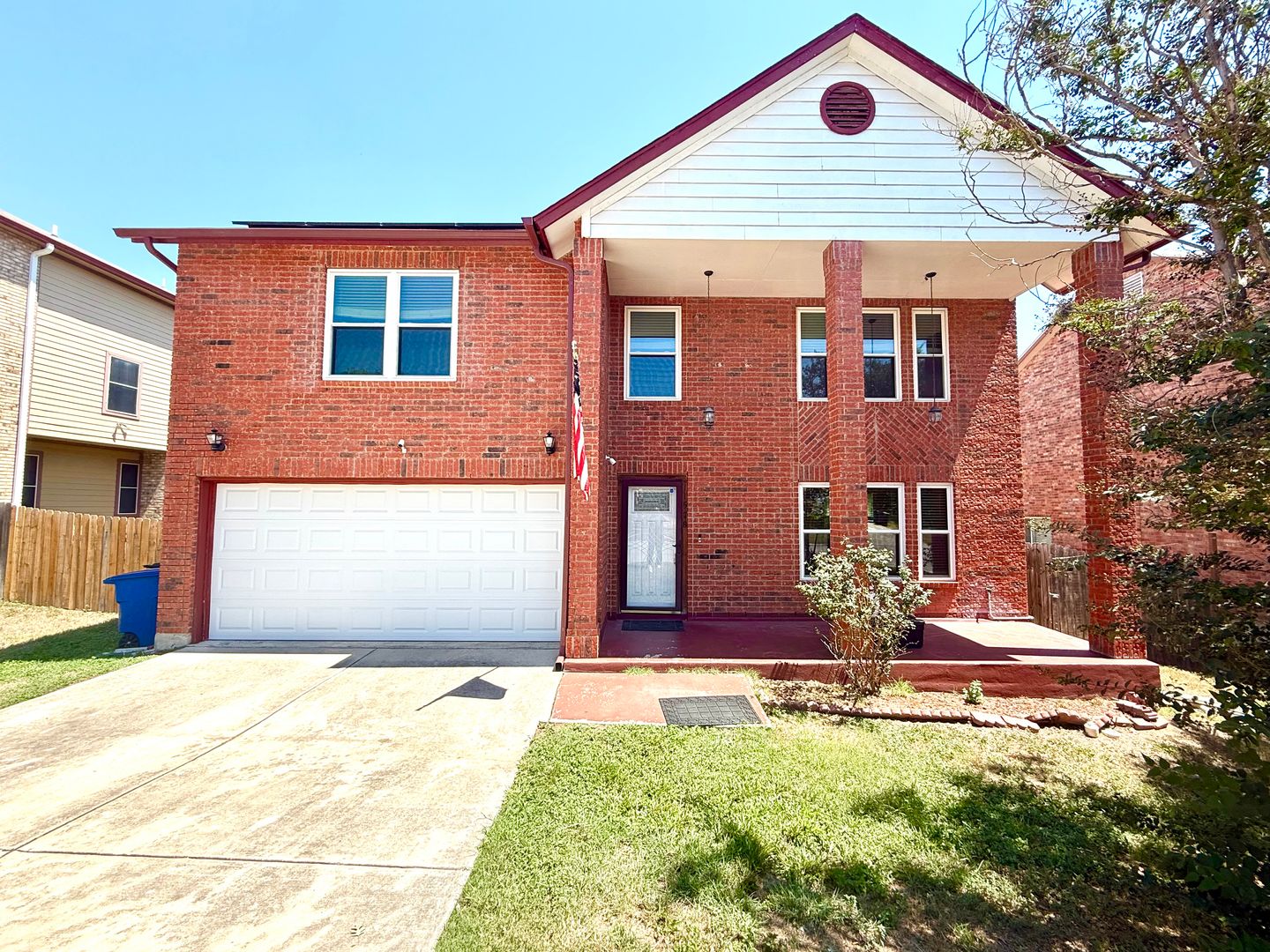 San Antonio House: 11578 Rousseau St