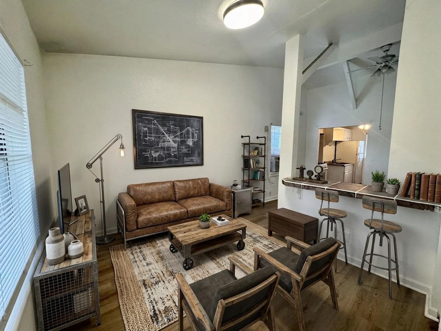 San Antonio Apartment: 602 Lovett Ave