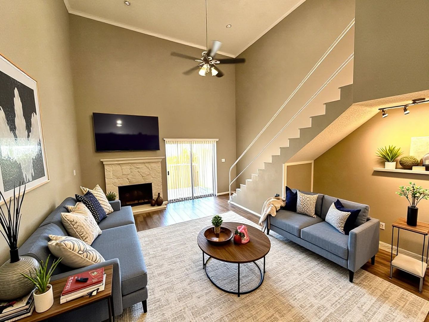 San Antonio House: 5322 Medical Dr #205D