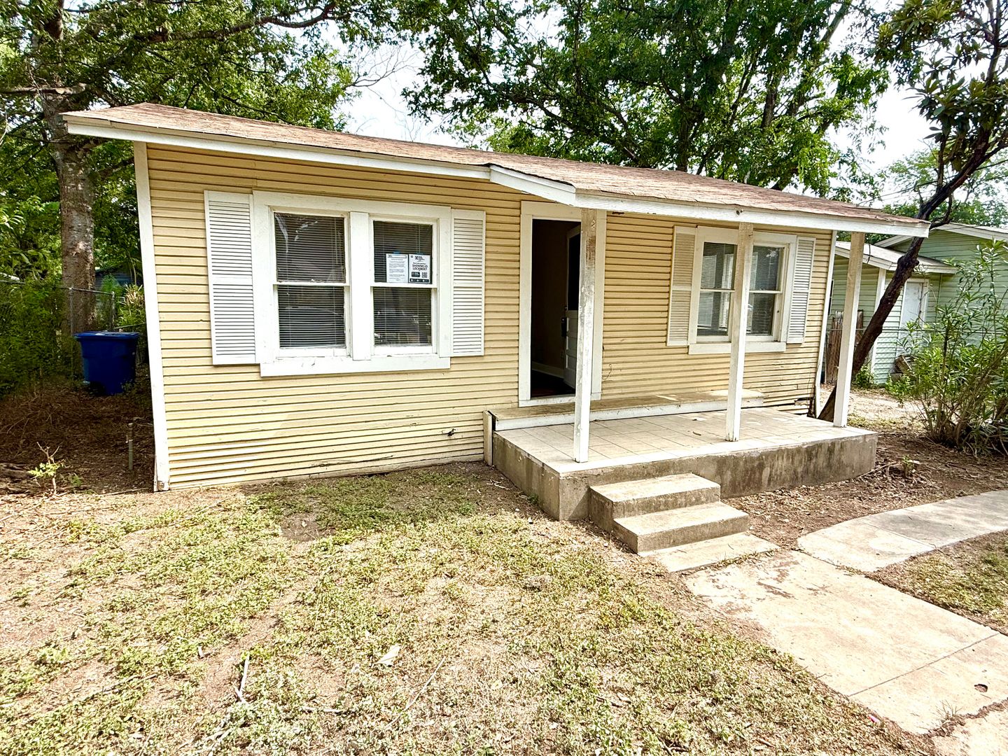 San Antonio House: 515 Lincolnshire