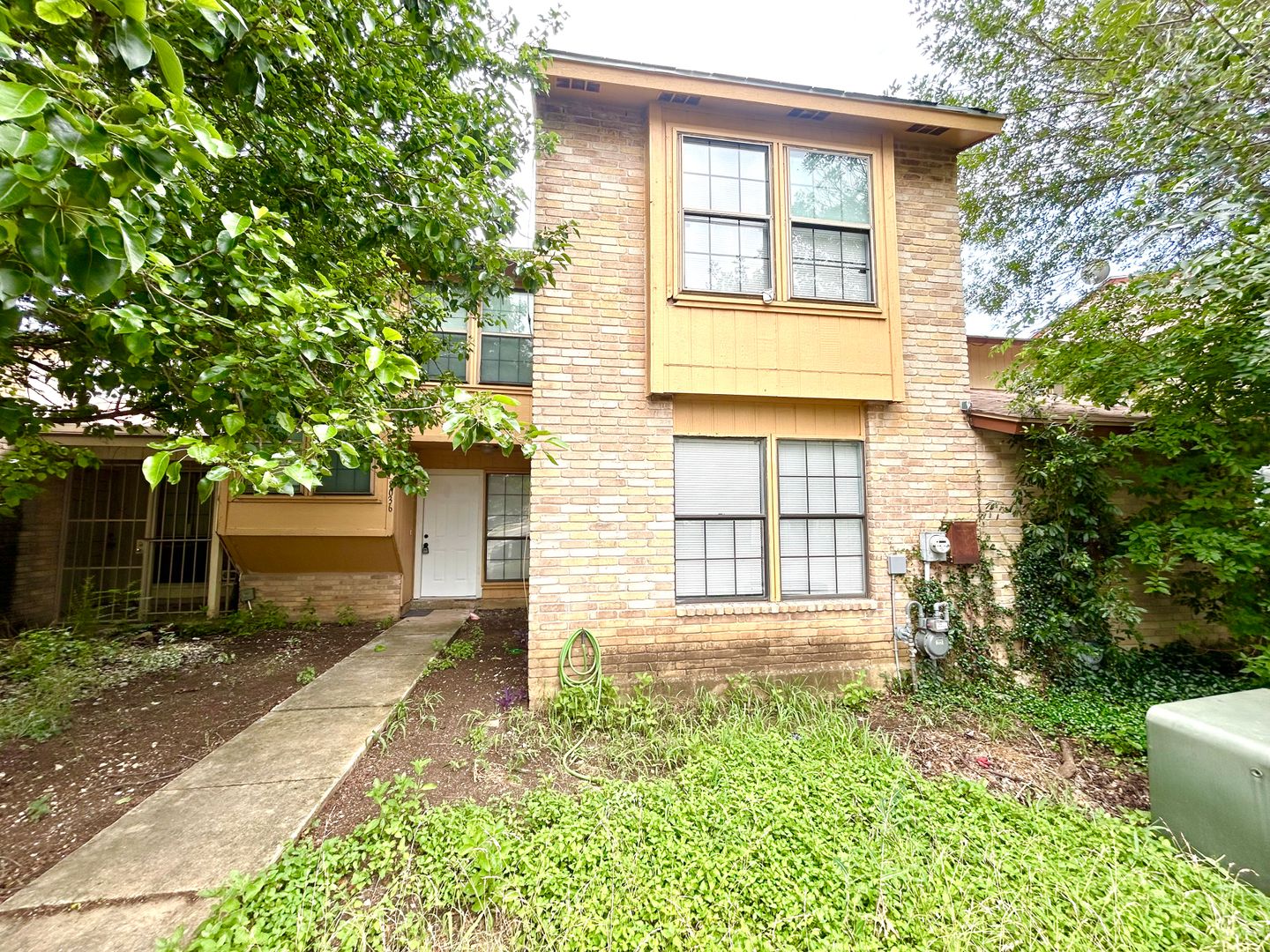 San Antonio House: 8036 Winsford Drive