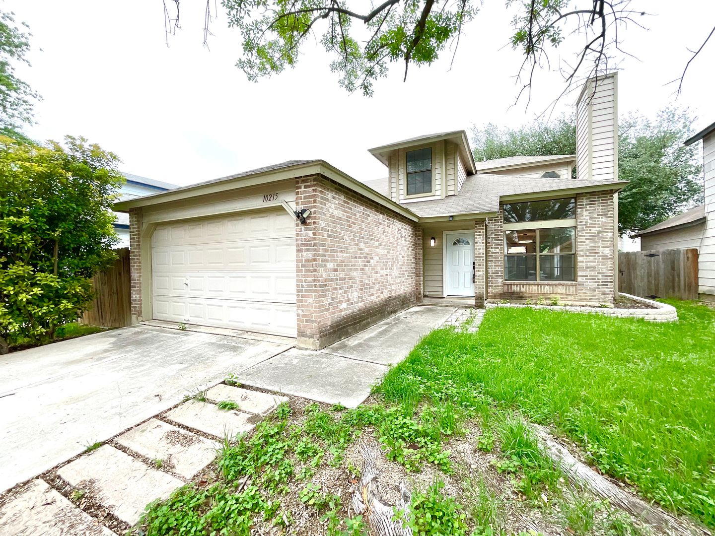 San Antonio House: 10215 Athens Fld