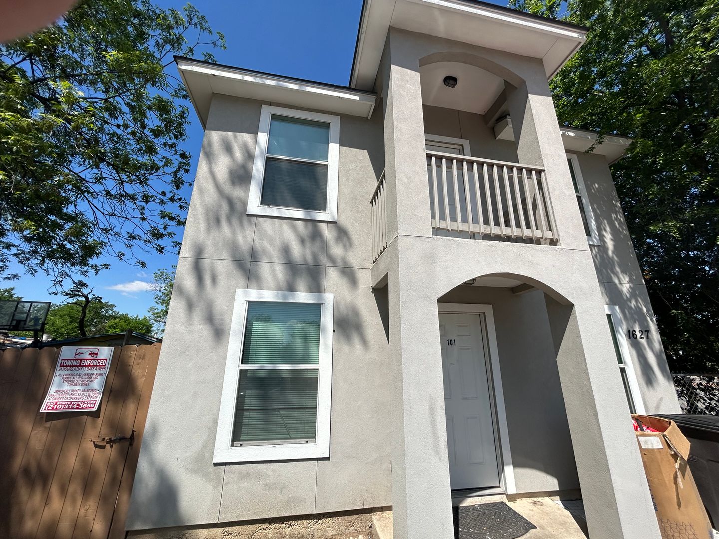 San Antonio Apartment: 1615 N. Navidad St.