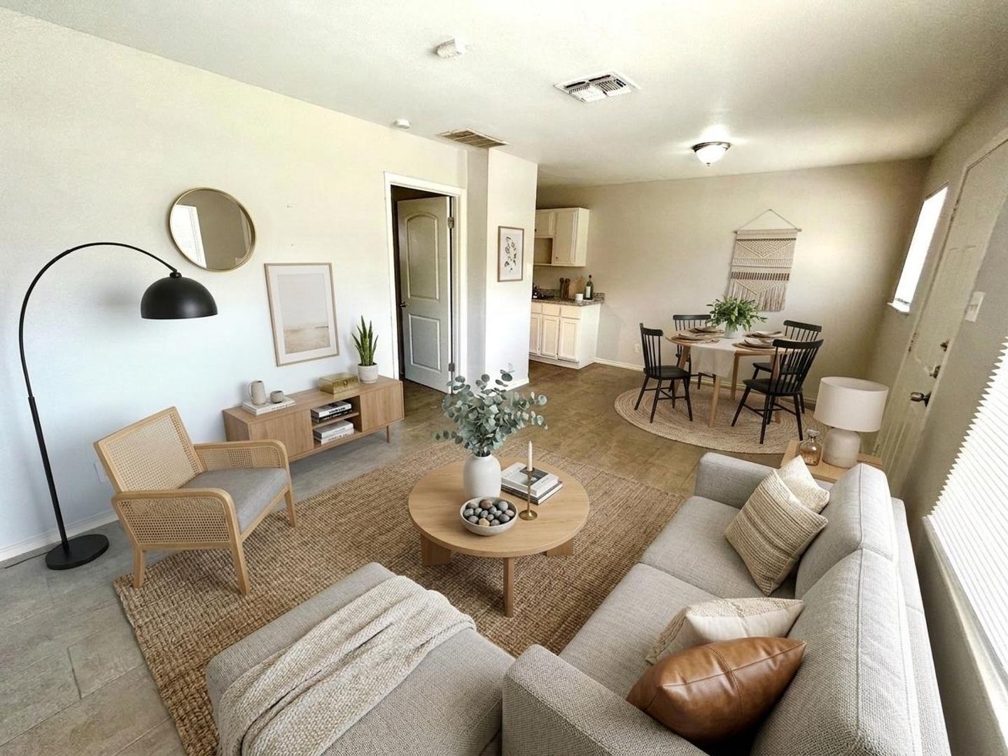 San Antonio Apartment: 643 West Summit Ave