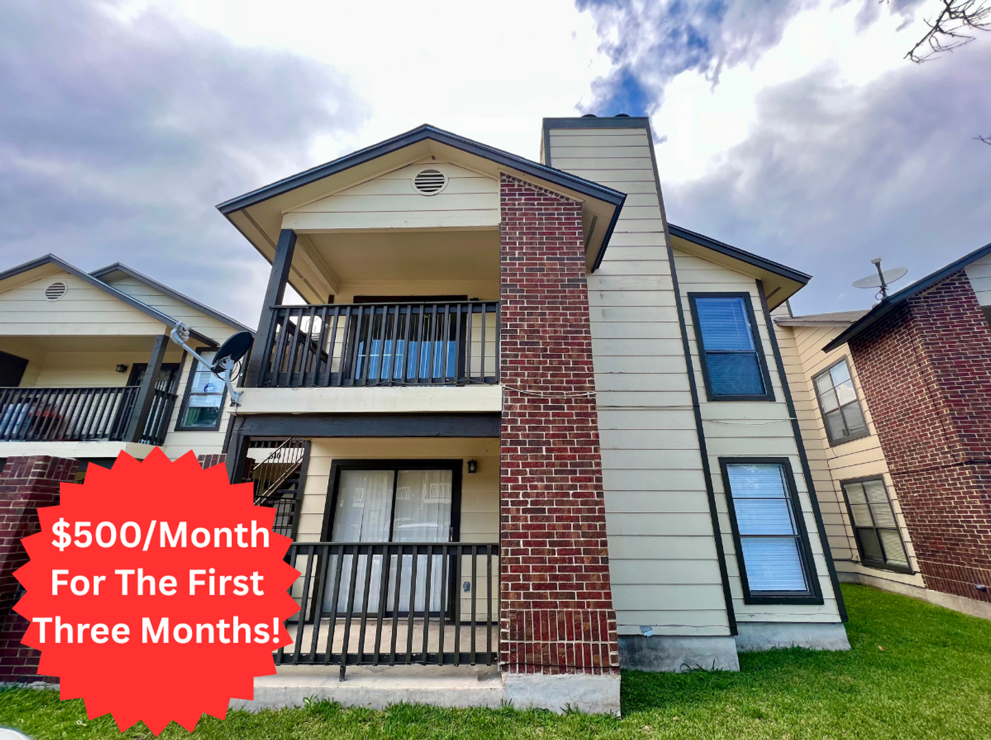 San Antonio Apartment: 810 Station Street