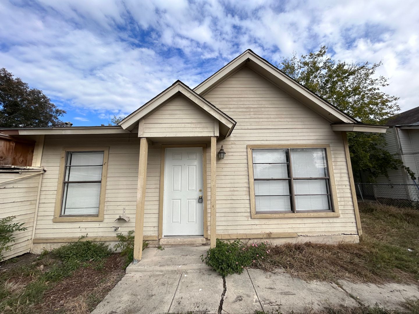 San Antonio House: 7809 Sarepto