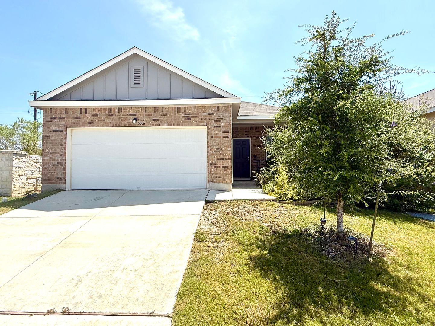 San Antonio House: 5006 Jovian