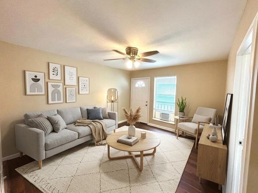 *MOVE IN SPECIAL* 2 Bedroom / 1 Bath Unit Near Lackland AFB! – photo 1