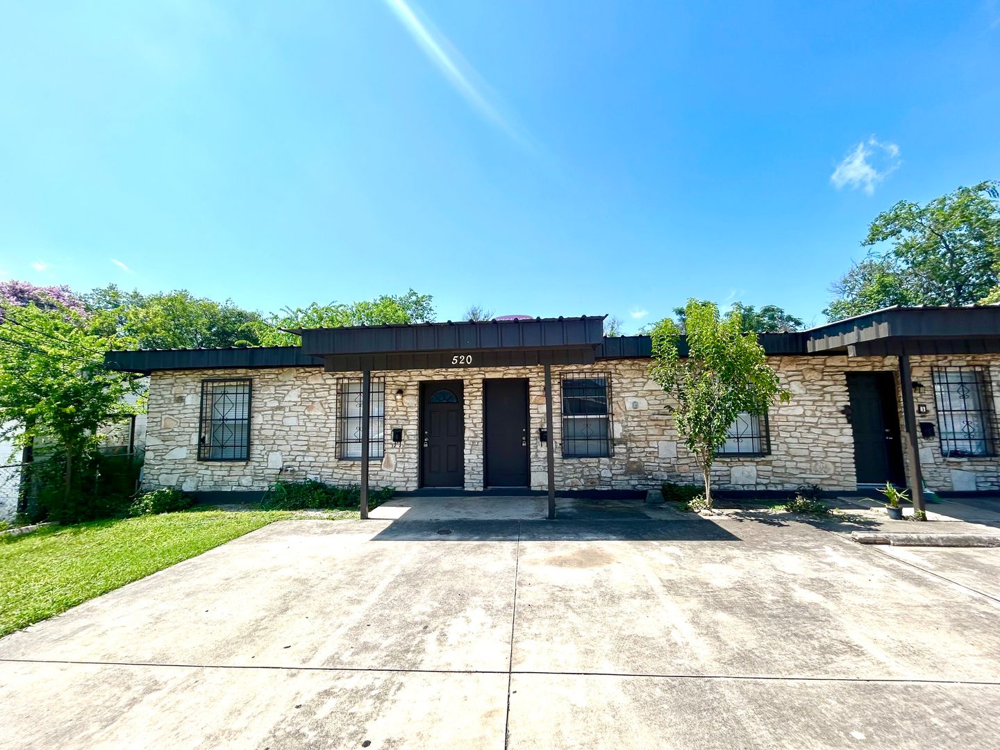 San Antonio Apartment: 520 Prado St