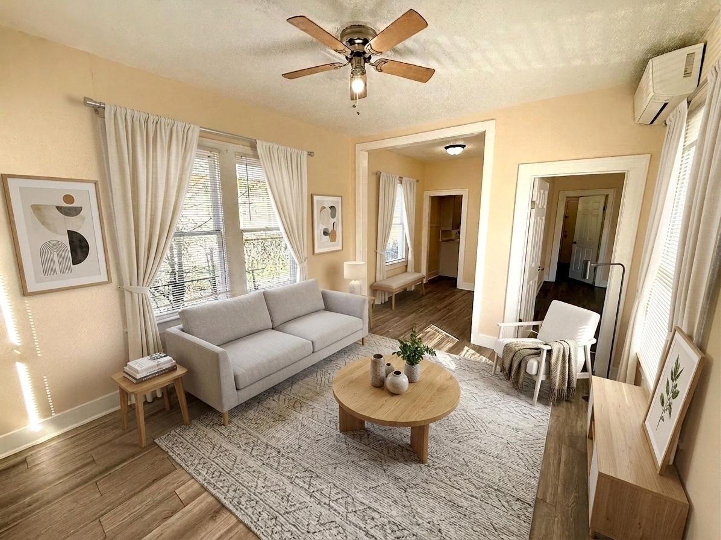 San Antonio House: 409 Canton